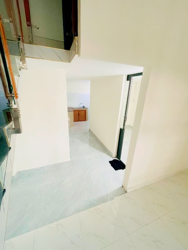 Nhà cấp 4 gác lửng Dĩ An 50m² giá 1.5 tỷ - Vị trí đẹp gần trường học!