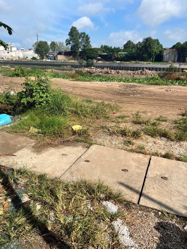 Đất nền Bình Tân 80m² giá thỏa thuận - Mặt tiền kênh Tham Lương, đường rộng 22m!