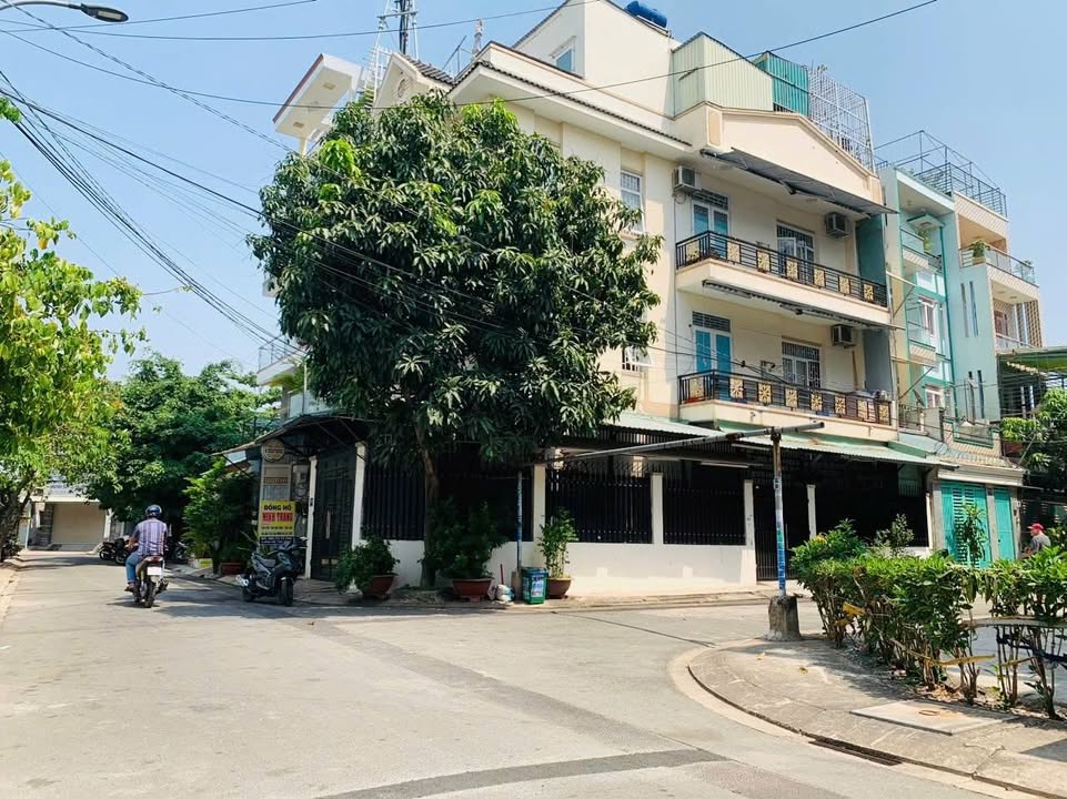 Nhà SHR 104m² giá 7.2 tỷ - Đầu tư sinh lời tại Bà Điểm