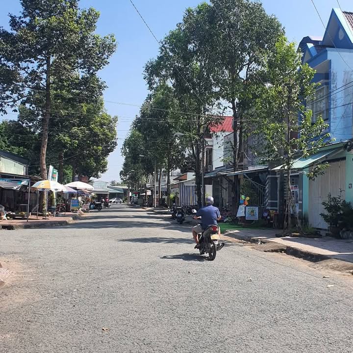 Đất nền 2 mặt tiền chợ Vượt Lũ, Vĩnh Long 85m² giá 2.15 tỷ - Nhanh tay sở hữu!