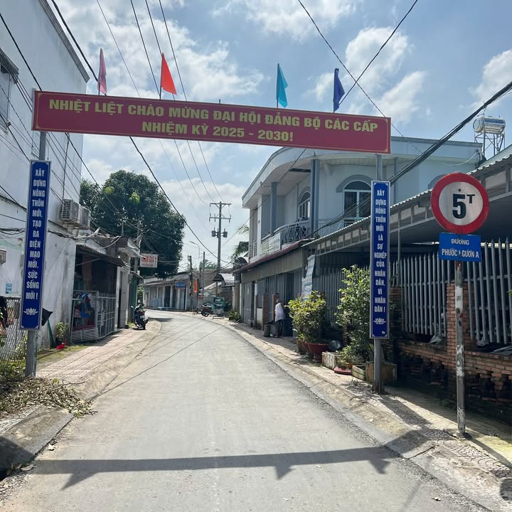 Đất nền Phước Hậu, Vĩnh Long 310m² giá 2.3 tỷ - Phong thủy tốt, góc 2 mặt tiền!