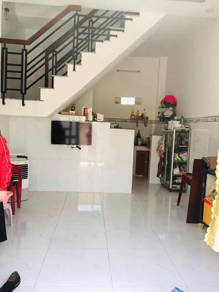 Nhà riêng Tân Xuân, Hóc Môn 28m² giá 1.36 tỷ - Pháp lý đầy đủ, sẵn sàng ở ngay!