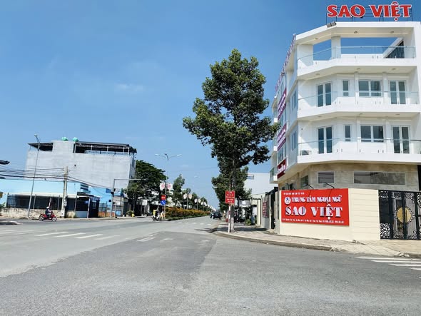 Đất mặt tiền Nguyễn Văn Tiếp, Bến Lức, Long An 80m² giá 4.5 tỷ - Sổ hồng chính chủ!