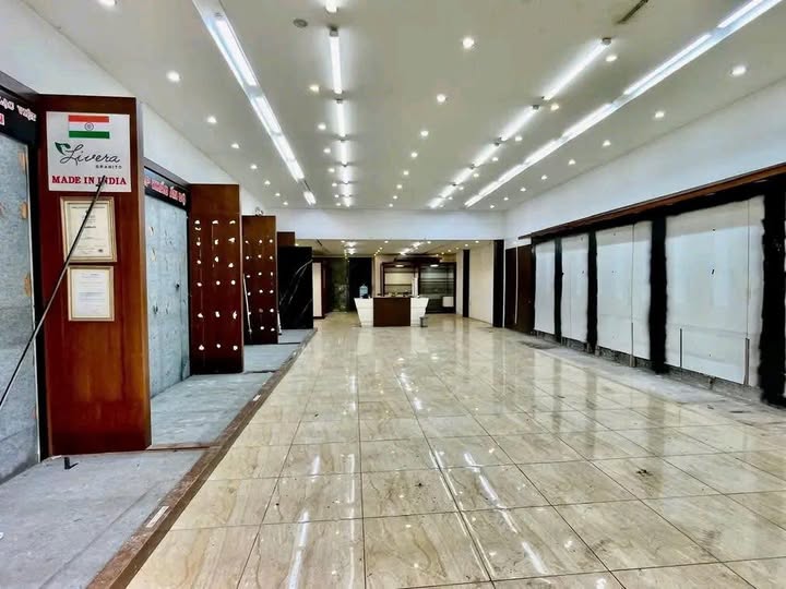 Nhà mặt đường Nguyễn Bỉnh Khiêm, quận Ngô Quyền, 160m² giá 25 triệu - Phù hợp làm văn phòng hoặc kinh doanh!