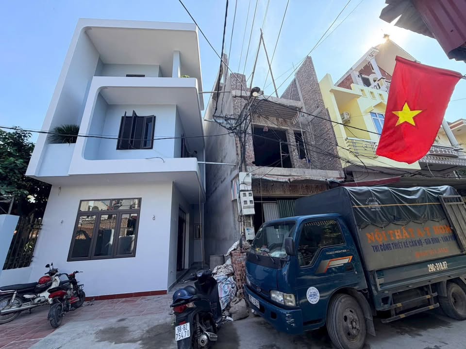 Nhà 3 tầng Dĩnh Kế Bắc Giang 90m² giá 4 tỷ - Chính chủ bán gấp!