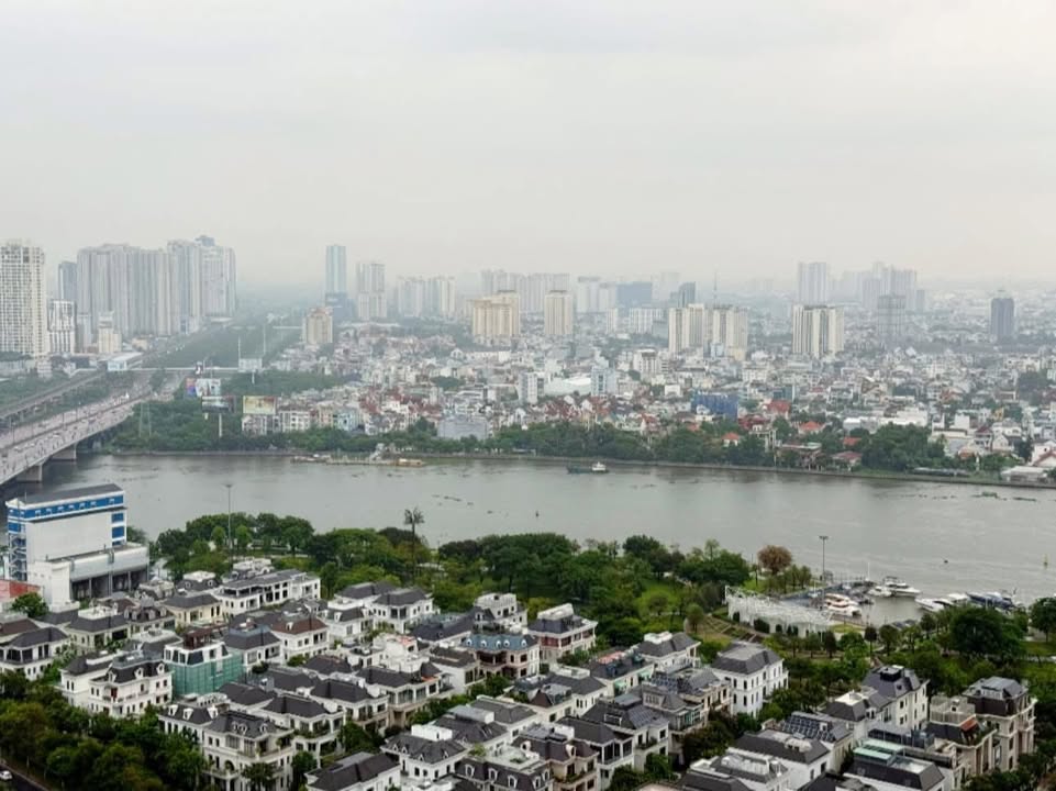 Căn hộ 2PN Vinhomes Central Park 81.7m² giá 12.6 tỷ - View sông và thành phố tuyệt đẹp!