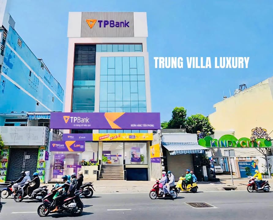 Building mặt tiền Cộng Hòa, Tân Bình 250m² giá 119.9 tỷ - Đầu tư sinh lời ngay!