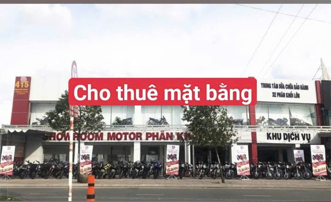 Mặt bằng cho thuê mặt tiền Phạm Văn Đồng, Thủ Đức 2000m² - Phù hợp làm showroom hoặc kho vận!