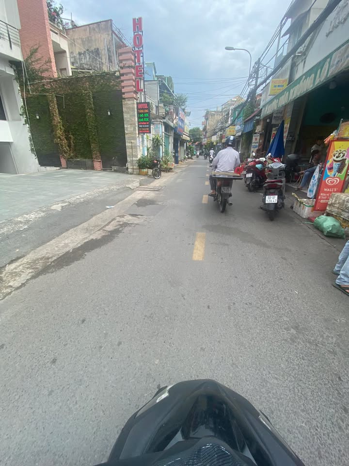 Nhà mặt tiền đường Tân Lập 1, Hiệp Phú, Q.9 - Diện tích 162m², giá 13.8 tỷ - Cơ hội đầu tư tuyệt vời!