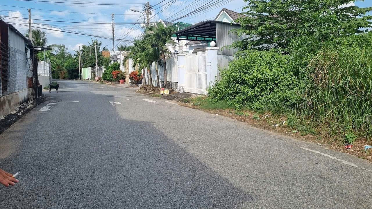 Đất nền mặt tiền nhựa, khu phố 1, phường 5, Trà Vinh, 187m² - Giá chỉ 1.1 tỷ