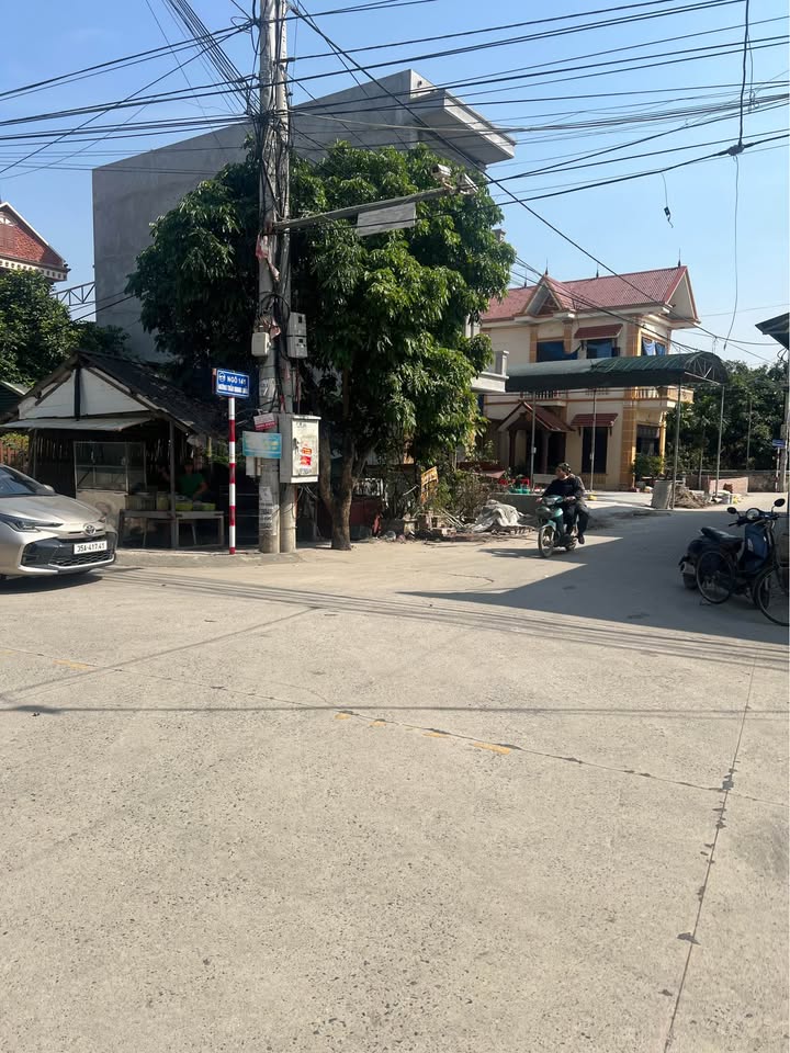 Đất nền mặt đường Trần Quang Khải Ninh Bình 61m² - Đường thông ô tô tránh nhau