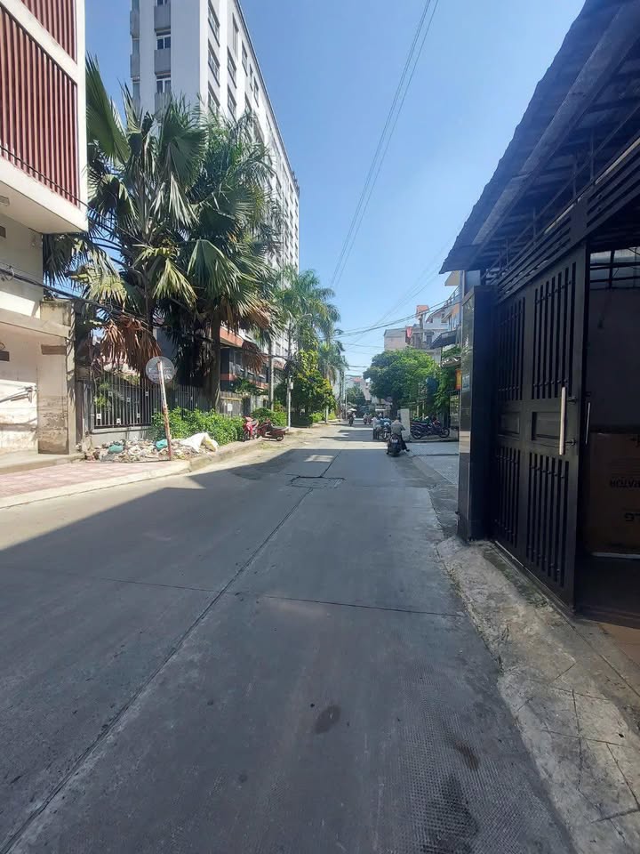 Nhà HXH 86 Âu Cơ, P9 Tân Bình 70.83m² giá 9.5 tỷ - Tiện ích đa dạng, vị trí đắc địa!