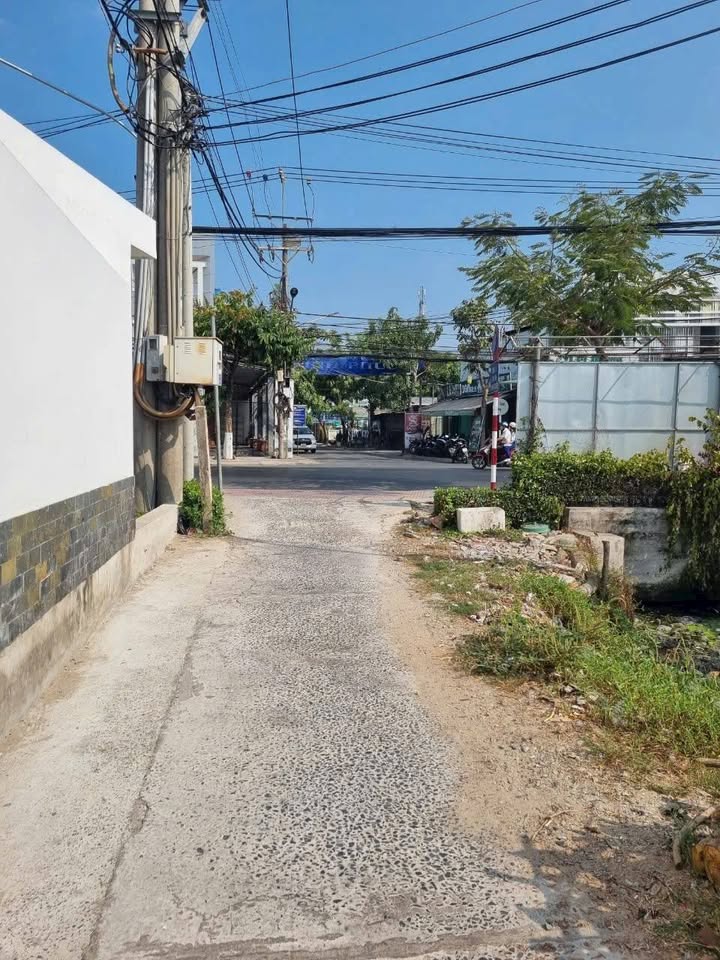 Đất nền Phú Khương Bến Tre 114m² giá 600 triệu - Đối diện trường học!