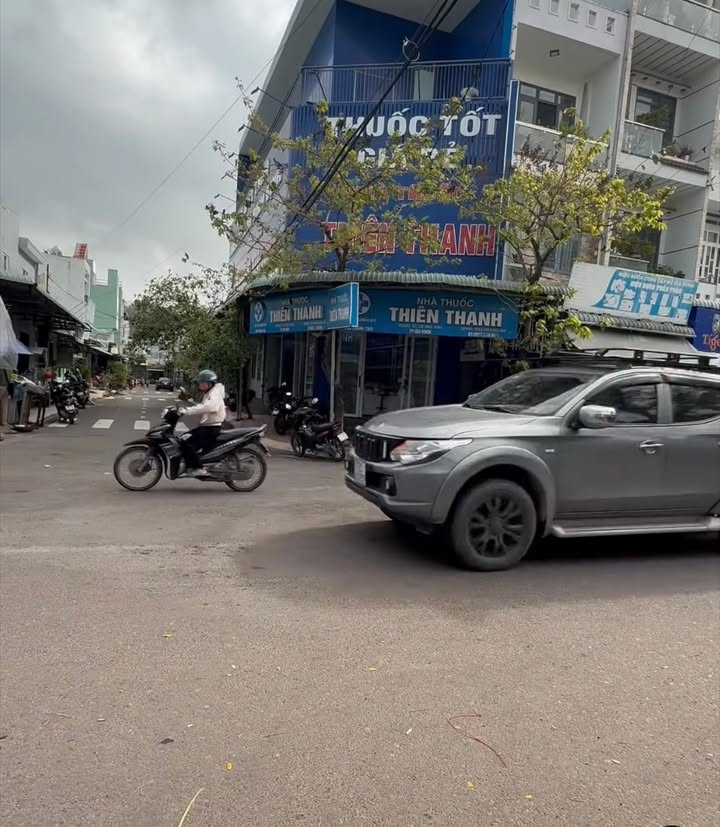 Nhà mặt tiền Lê Đình Chinh, 52m² giá 4.5 tỷ - Kinh doanh sầm uất!