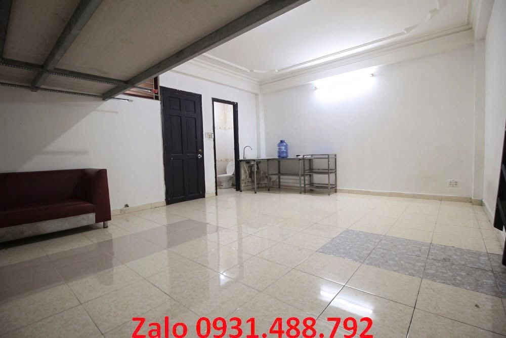 Phòng cho thuê đường Cao Thắng Quận 10 giá 4.5 triệu - Rộng rãi, có gác và tiện ích đầy đủ!