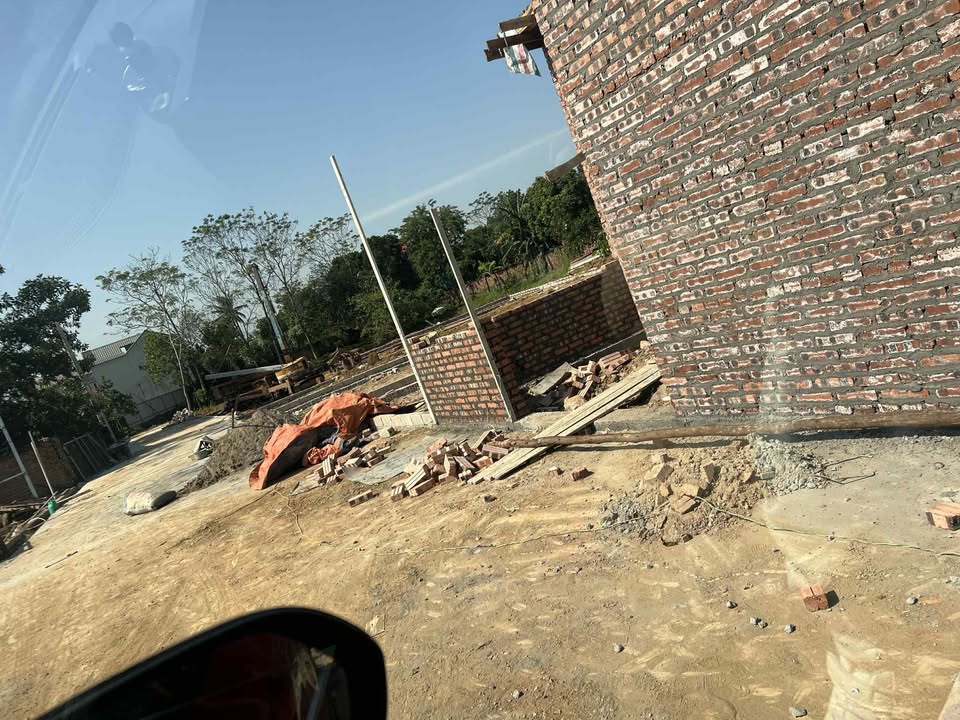 Đất thổ cư 100m² tại Thôn Cánh Chủ, Bình Yên - Giá chỉ 3 tỷ VND, ô tô quay đầu thuận tiện!