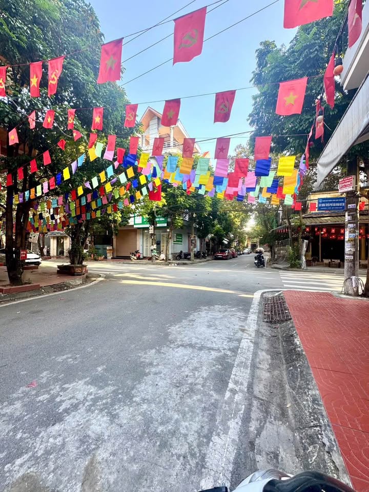 Nhà 3 tầng mặt đường Bãi Vượt, Nam Định 48m² giá 3.9 tỷ - Chính chủ bán gấp!