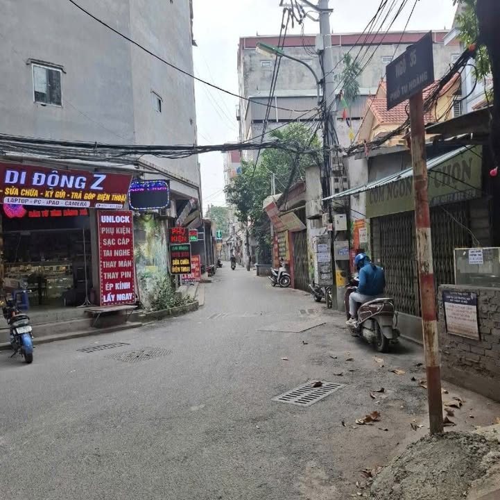 Đất Đông Ngạc 100m² giá thỏa thuận - Mặt ngõ ô tô, tiện ích đầy đủ