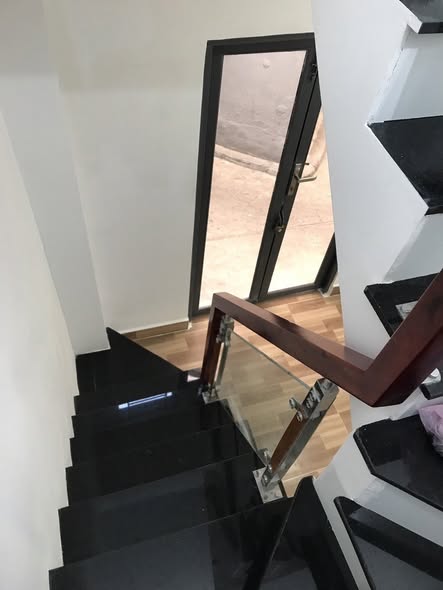 Nhà Trần Hưng Đạo, Q5 - 32m² giá 5.6 tỷ - Dòng tiền ổn định 13 triệu/tháng!