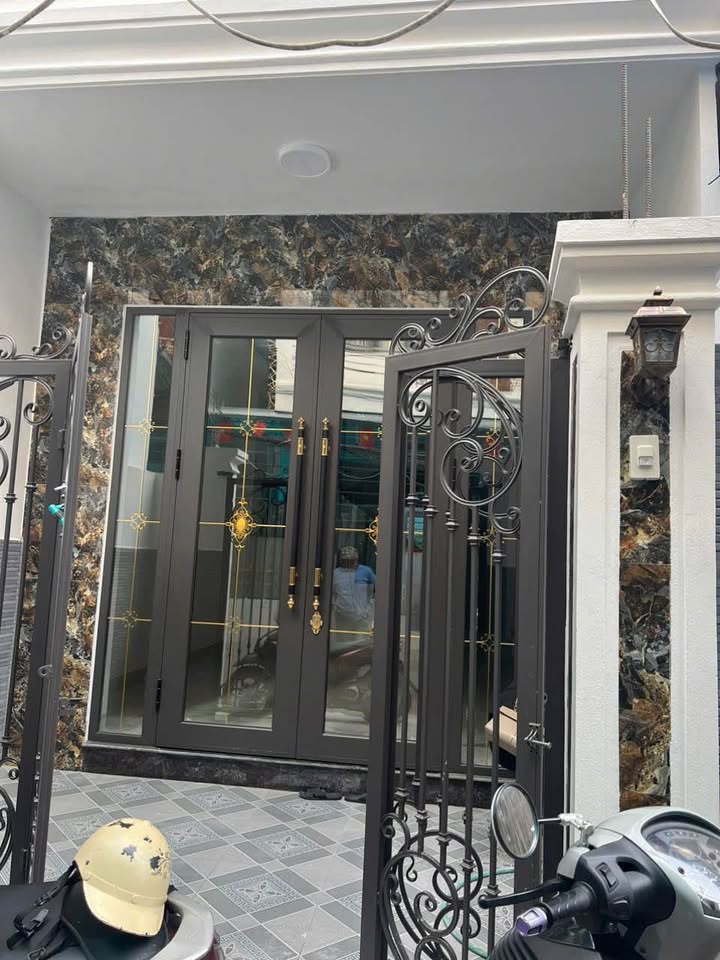 Nhà 3 tầng hiện đại tại đường Bái, Nam Định 52.3m² giá 2.6 tỷ - Đầu tư sinh lời!