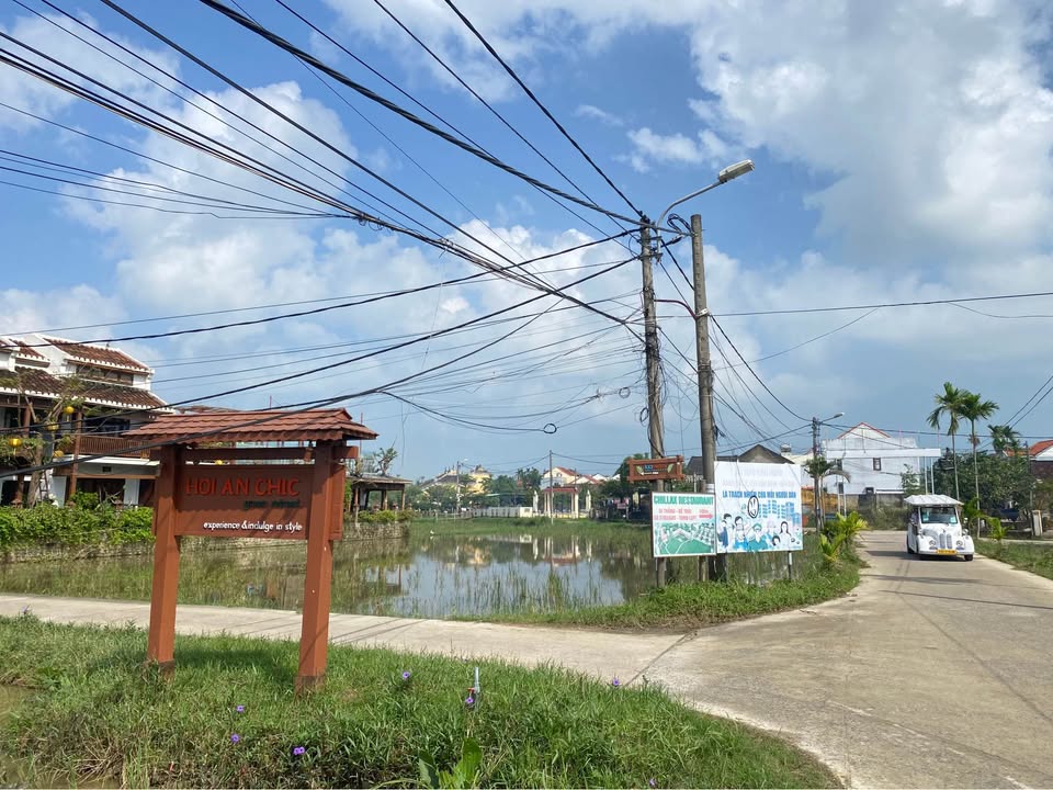 Đất mặt tiền đường bê tông tại Cẩm Châu, Hội An 251m² giá 5.8 tỷ - Vị trí đắc địa gần phố cổ!