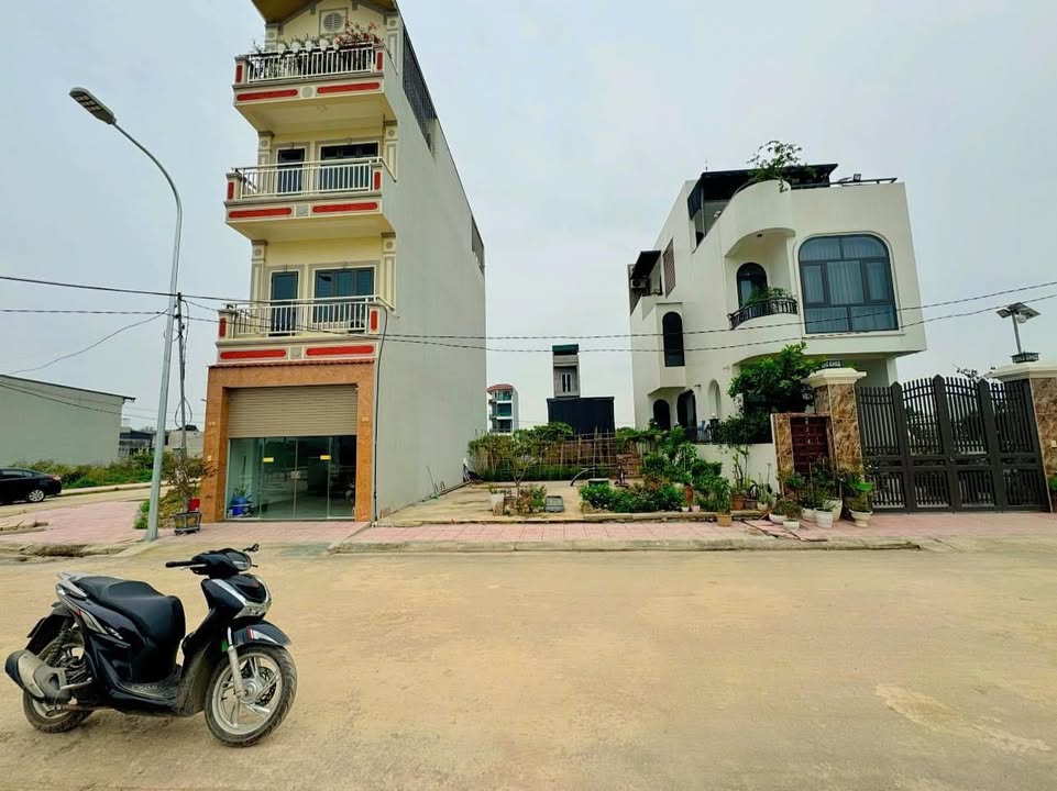 Đất nền 150m² tại Lại Yên, Hoài Đức - Giá chỉ 115 triệu, cơ hội đầu tư tuyệt vời!