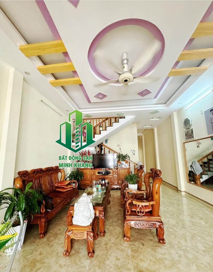 Nhà 2 tầng tại phường Trần Phú, Hà Giang 275m² giá 3.65 tỷ - Sẵn sàng ở ngay!