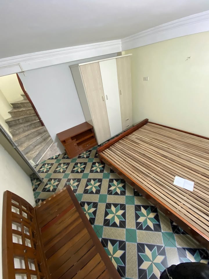 Phòng trọ cho thuê tại Yên Xá, Thanh Trì 20m² giá chỉ 1,9 triệu - Tiện nghi đầy đủ!