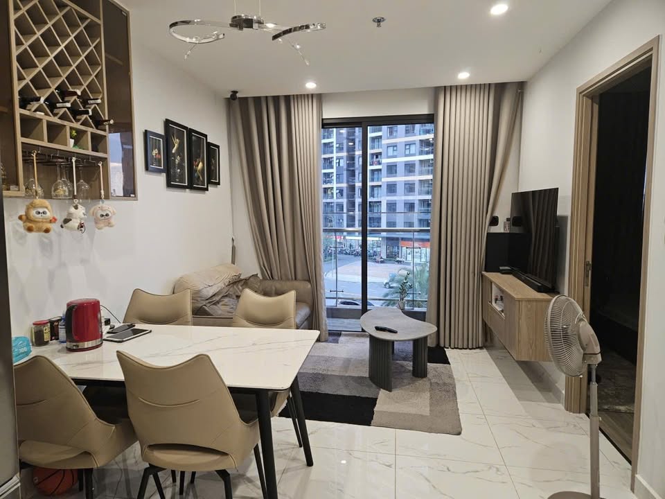 Căn hộ Vinhomes Grand Park Thủ Đức 2PN 2WC giá 9 triệu - Full nội thất sang trọng!
