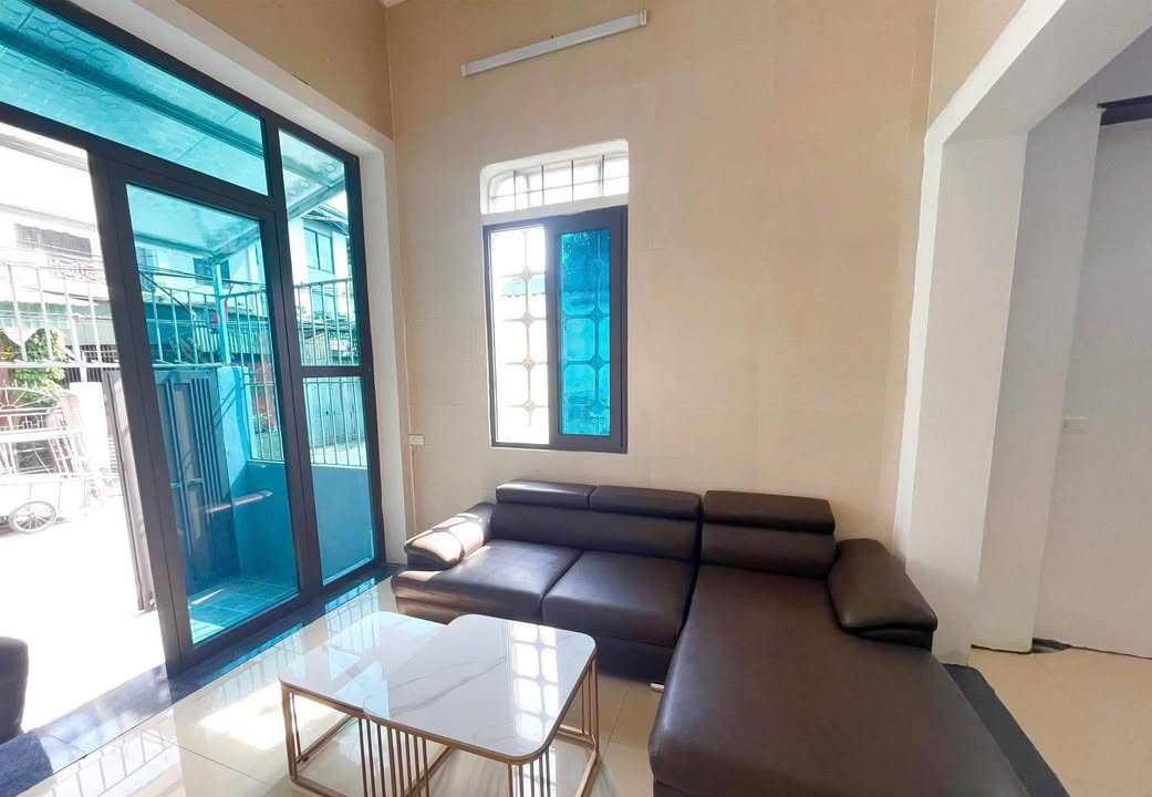 Nhà 2 tầng đường Nguyễn Khuyến, Vinh Tân 66.6m² giá 4.65 tỷ - Vị trí siêu trung tâm!