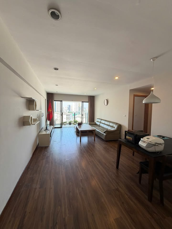 Căn hộ Chelsea Pack Trung Kính 98m² giá 9.5 tỷ - View tuyệt đẹp!