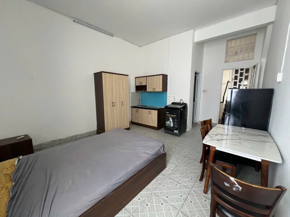 Căn hộ cho thuê đường 3/2, Quận 10 - Ban công rộng rãi, tiện nghi đầy đủ!