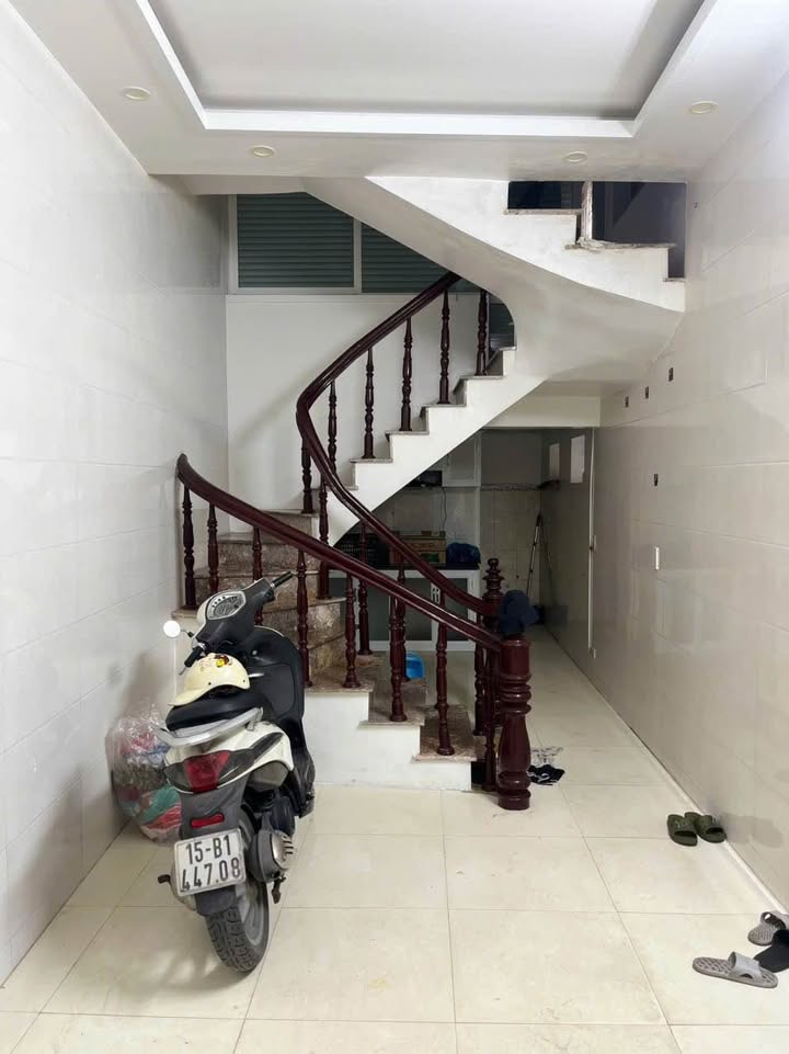 Nhà riêng 261 Trần Nguyên Hãn, Lê Chân, Hải Phòng 30m² giá 2.55 tỷ - Kinh doanh nhỏ thuận lợi!