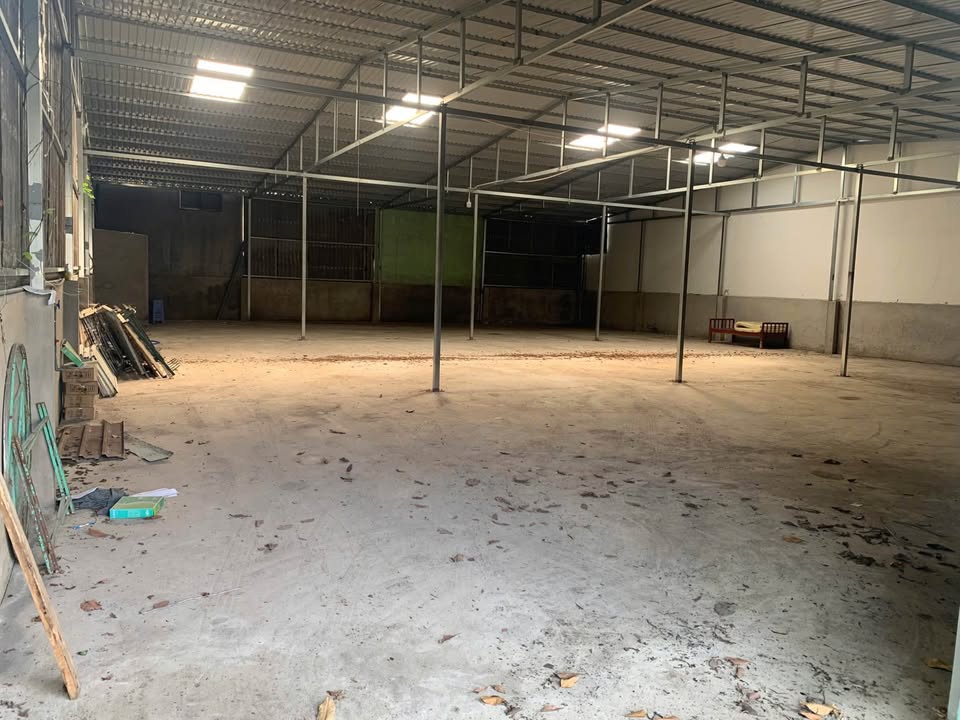 Cho thuê kho tại KDC Stella Mega City, Bình Thủy, Cần Thơ 432m² - Hợp đồng lâu dài, tiện nghi đầy đủ!