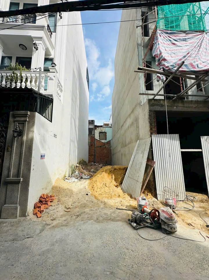 Đất hẻm xe hơi Nguyễn Suý 64m² giá 6 tỷ - Tiện xây mới ngay!