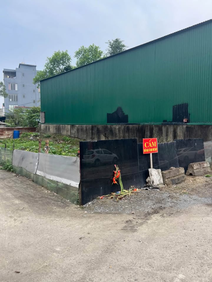 Đất kinh doanh góc Quán Bàu, đường Xuân Thái 119.8m² chỉ 10 tỷ - Cơ hội đầu tư tuyệt vời!