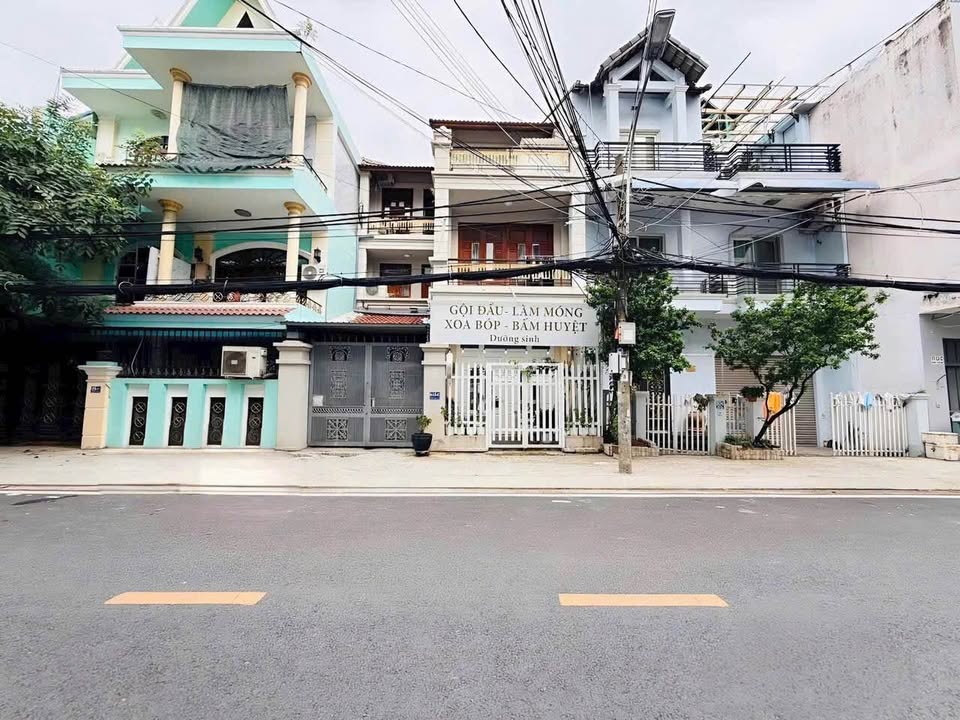 Biệt thự KDC Tân Thuận, Huỳnh Tấn Phát, Quận 7 - 136m² giá 20.99 tỷ - Đầu tư sinh lời ngay!