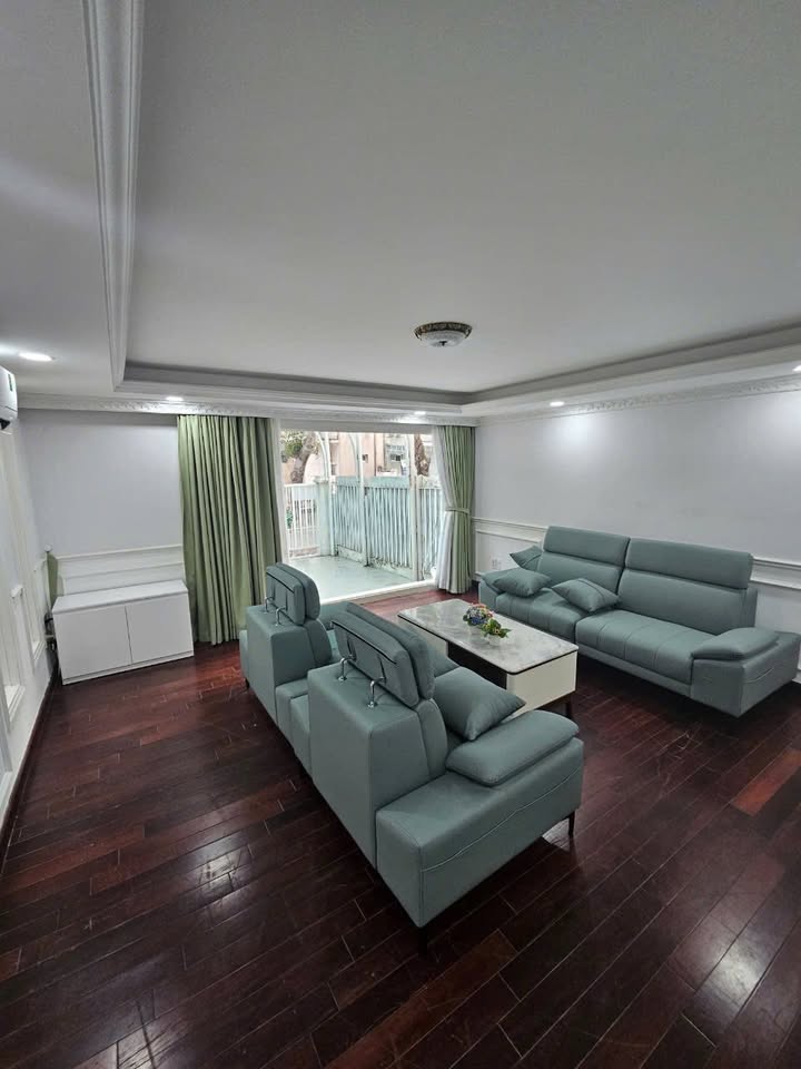 Cho thuê nhà phố Mỹ Giang 2B - Tân Phong, Quận 7 - Nhà rộng đẹp, sẵn sàng ở ngay!