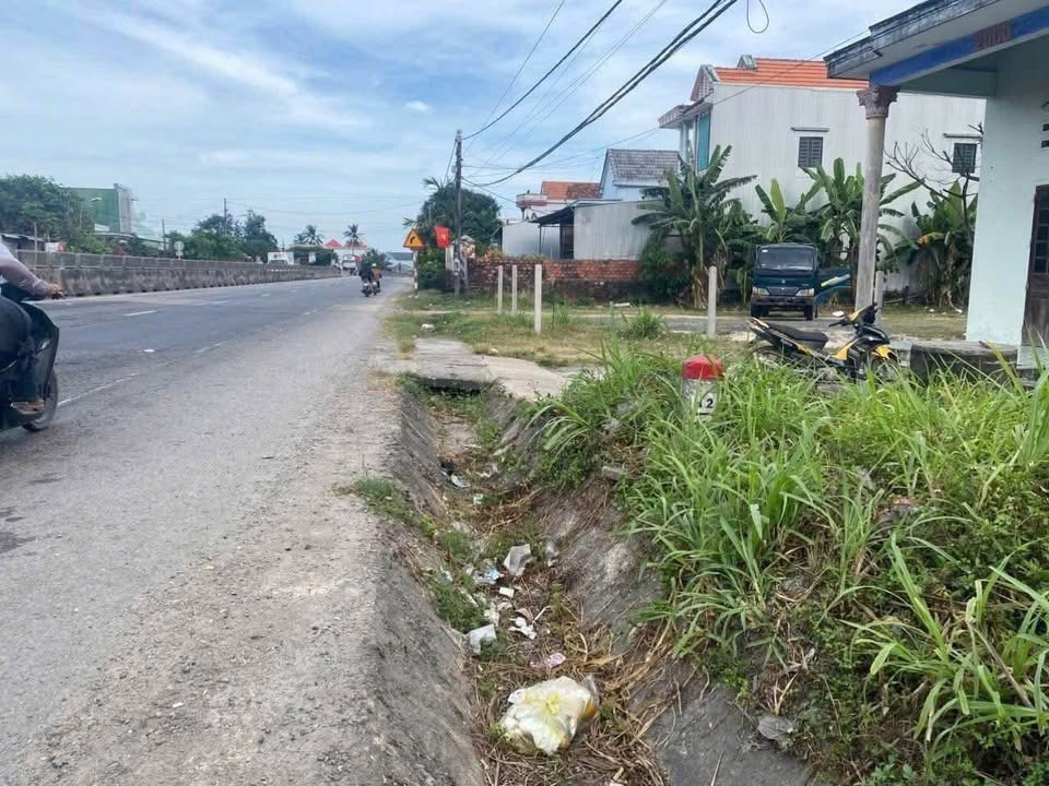 Đất nền mặt tiền QL1A xã Khánh Cường 199.7m² giá 700 triệu - Cơ hội đầu tư hiếm có!