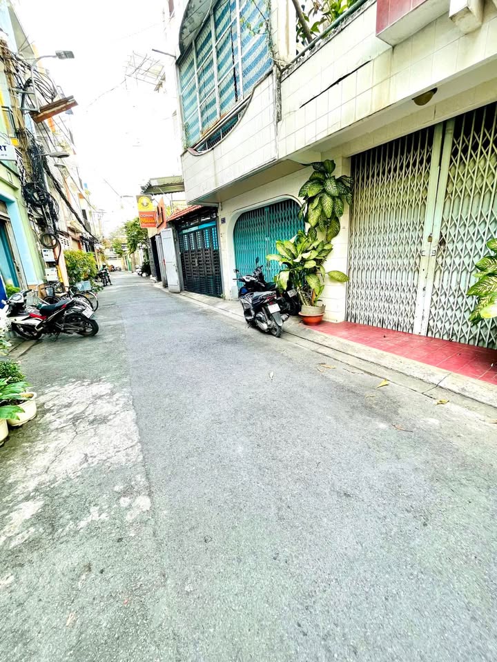 Nhà 3 tầng hẻm 6m Phường 10, Phú Nhuận 86m² giá 17.27 tỷ - Cơ hội đầu tư hấp dẫn!