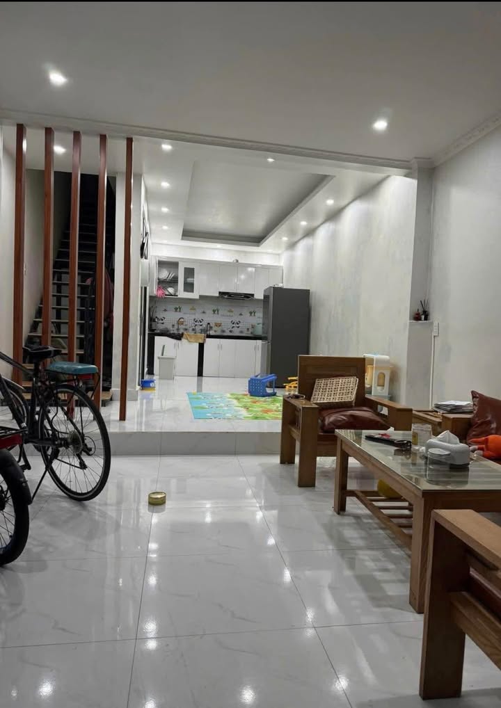 Nhà cho thuê 2 tầng tại Quang Trung, Thái Bình - Giá chỉ 3.5 triệu