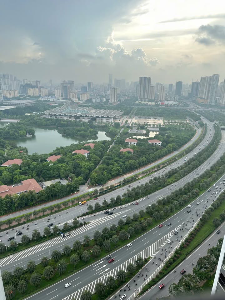 Căn hộ Vinhomes GreenBay Mễ Trì 68m² giá thỏa thuận - View hồ tuyệt đẹp!