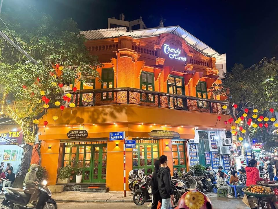 Mặt bằng kinh doanh phố Đội Cấn 100m² giá 50 triệu - Địa điểm vàng cho F&B và thời trang!