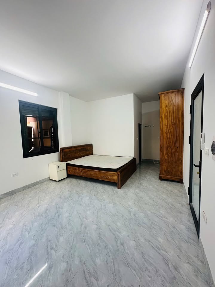 Chính chủ cho thuê CCMN khép kín Đào Tấn 27m² giá 5.5 triệu - Ban công rộng thoáng!