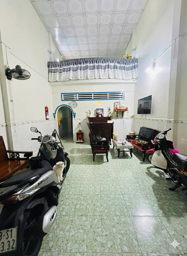 Nhà hẻm Nguyễn Tuân, Vĩnh Quang, Rạch Giá 72m² giá 1.35 tỷ - Đầu tư sinh lời cao!