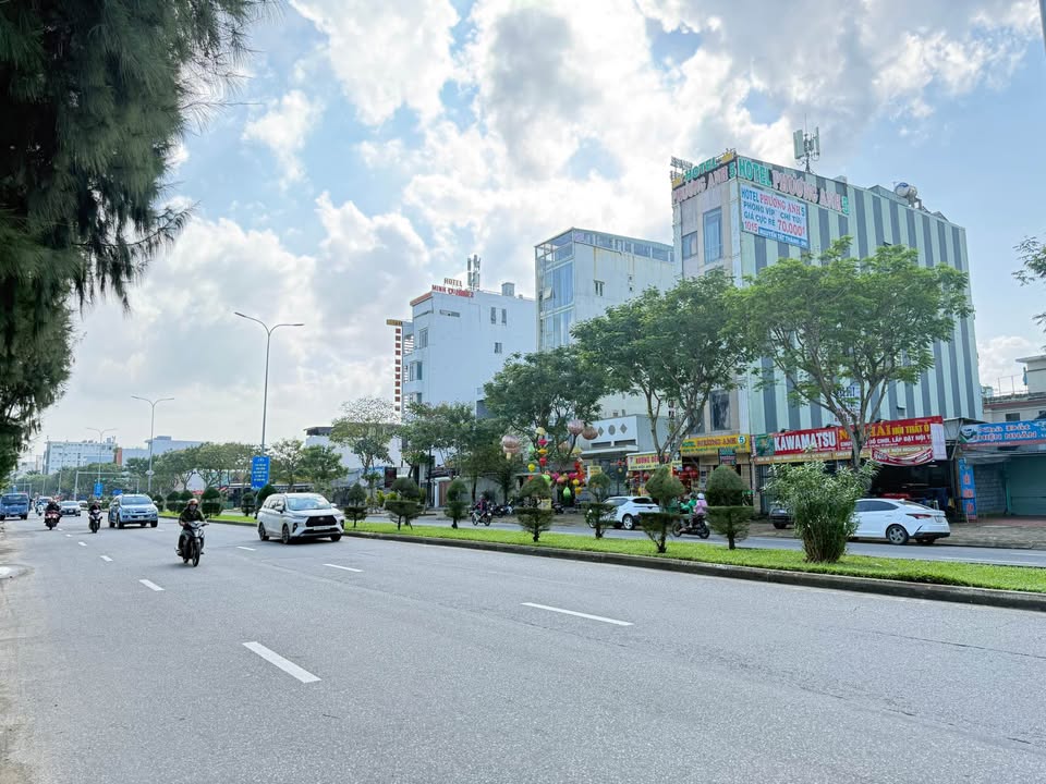 Đất mặt tiền Nguyễn Tất Thành Đà Nẵng 250m² - Thích hợp xây khách sạn
