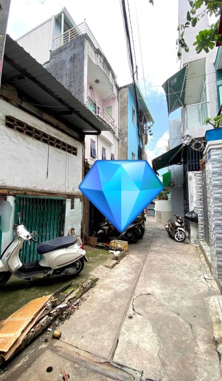 Nhà riêng Lò Gốm, Q6, 82.8m² giá 5.55 tỷ - Sổ hồng riêng, thương lượng!