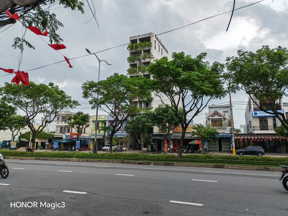 Đất nền Ngũ Hành Sơn Đà Nẵng 332m² - Hướng Đông, giá thỏa thuận hấp dẫn!