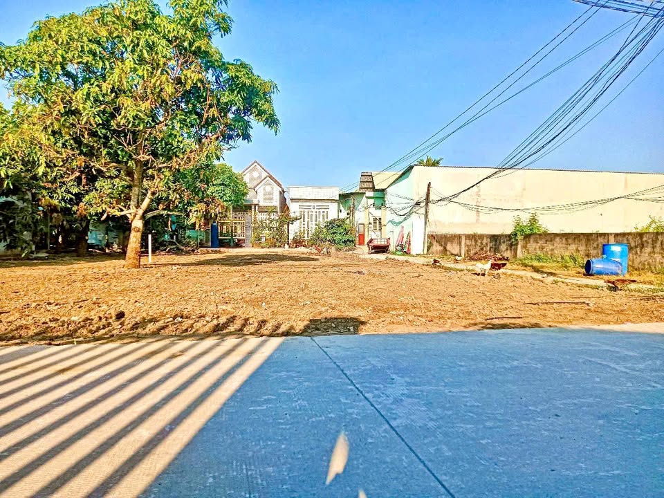 Đất nền Đức Hòa Hạ 300m² giá thỏa thuận - Cơ hội đầu tư hấp dẫn!