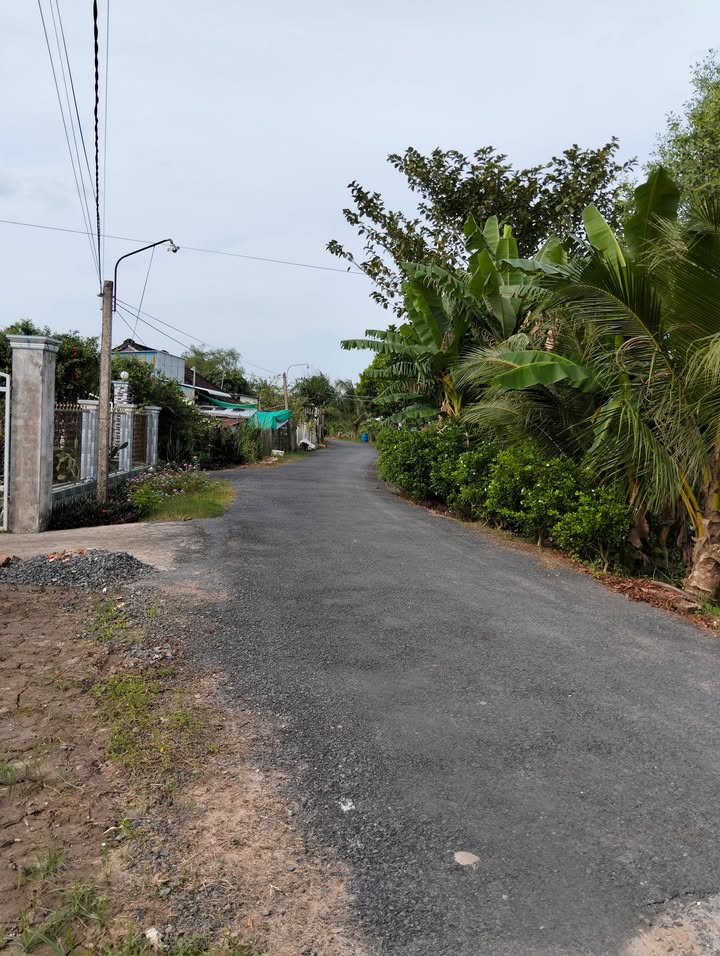 Đất thổ cư 1000m² xã Phú Hựu, Châu Thành giá chỉ 1.3 tỷ - Cơ hội đầu tư tuyệt vời!